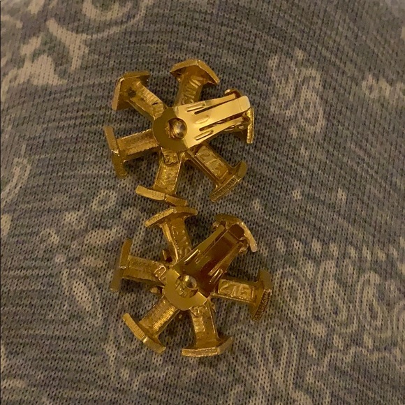 Vintage gold tone clip on earrings VANS AUTHENTIC - Picture 3 of 4